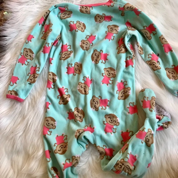 Carters 3t pajamas -2 pair - Picture 3 of 5